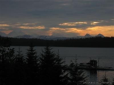 Glacier Bay Country Inn Gustavus エクステリア 写真