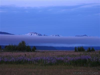 Glacier Bay Country Inn Gustavus エクステリア 写真